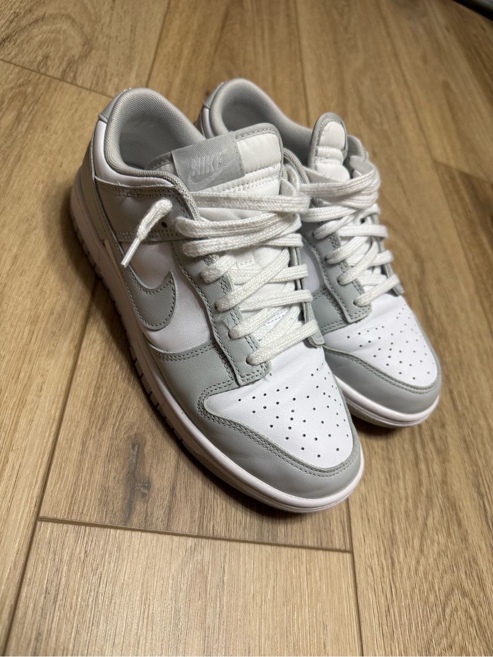 Nike Women’s White and Light Gray Low-Top Sneakers